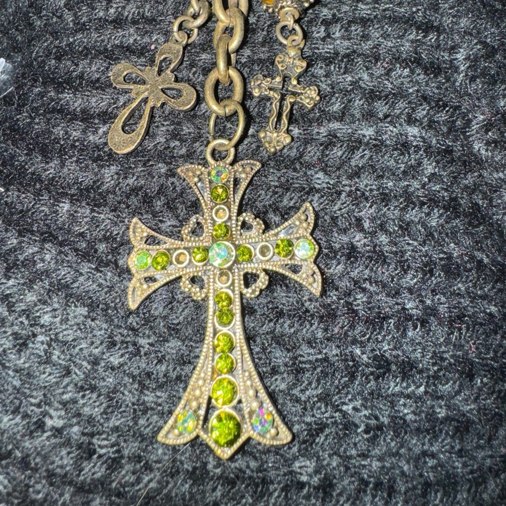 Cross key chain